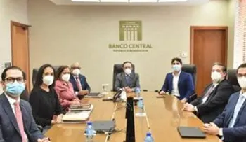El BCIE presenta a Valdez Albizu un programa de reactivación económica de US$1,000 millones 