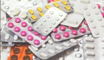 El Gobierno español no dará fondos a regiones que no firmen un acuerdo que beneficia a farmacéuticas 