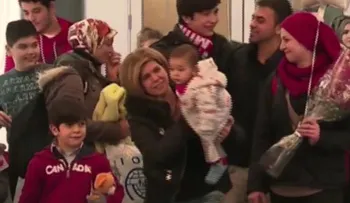 Familiares del niño sirio ahogado en una playa de Turquía llegan a Canadá