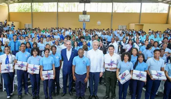 Presidente Abinader impulsa formación en carreras del futuro