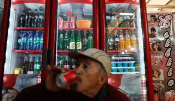 Los refrescos se cobran más vidas que la violencia en México