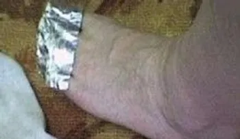Si envuelves tus pies con papel de aluminio tendrás resultados maravillosos !!!