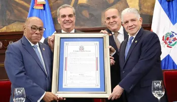 Presidente Abinader encabeza reconocimiento a la trayectoria del doctor Milton Ray Guevara