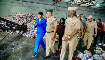 La República Dominicana envía ayuda humanitaria a Jamaica tras el paso del huracán Melissa