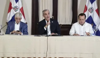 Abinader afirma que mantiene diálogo con sectores productivos ante presión por combustibles y arroz