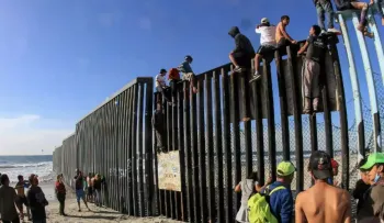 Gobierno de EEUU reitera que su frontera de la parte sur no está abierta
