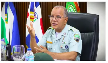 Digesett e Intrant retiran patanas y furgones en el Gran Santo Domingo