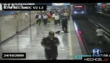 Personas caen a las vías del Metro México (VIDEO)