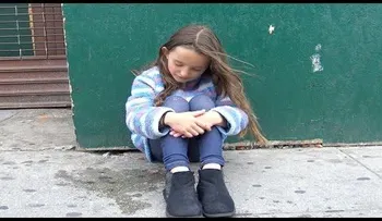 Un inocente experimento desenmascara a un pedófilo (Video viral)