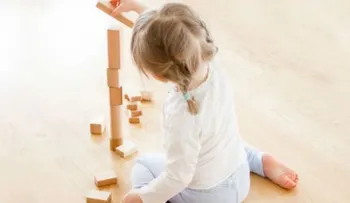 Los niños con menos juguetes son más felices, según estudio 