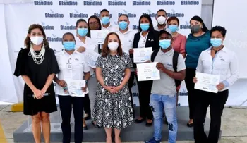 Grupo Blandino otorga Premios Águeda Blandino a empleados