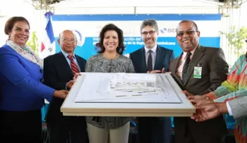 Vicepresidenta inicia construcción red bancos de sangre