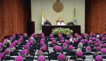 El papa hace un mea culpa por los errores que debilitan al catolicismo