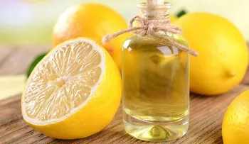 Ingredientes para preparar un desodorante de vinagre de sidra de manzana y limón