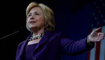 Publican algunos correos electrónicos de Clinton relacionados con Bengasi