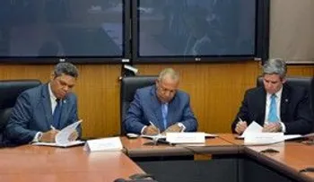 Industria y Comercio firma acuerdo con SB y Cámara de Comercio de Santo Domingo