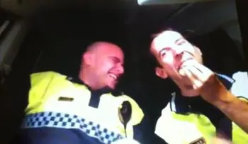Sancionarán policías aparecen bailando en un video 
