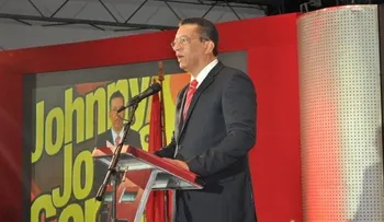 Johnny Jones se lanza como aspirante a senador del DN