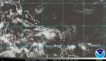 COE eleva a 11 cantidad provincias en alerta; lluvias siguen por vaguada y onda tropical