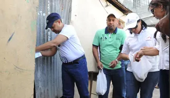 El Ministerio de Salud visita casa por casa para eliminar criaderos a nivel nacional
