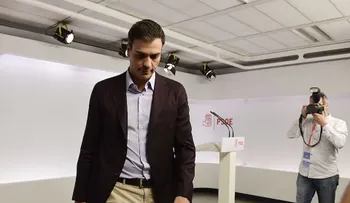 Una revuelta interna hace dimitir al secretario general del Partido Socialista Obrero Español