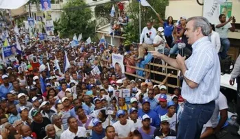 Abinader promete empleos de calidad para todos