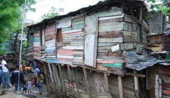 EFE: Crecimiento económico de RD contrasta con pobreza