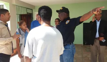 Periodista denuncia su familia completa ha sido víctima de asaltos (VIDEO)
