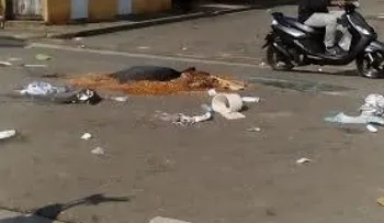 Queman gomas en Moca en demanda de que arreglen sus calles