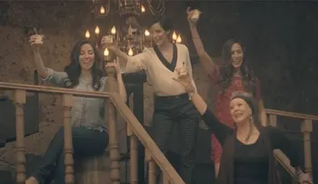Yoplait intenta empoderar a las mujeres y genera polémica con un comercial