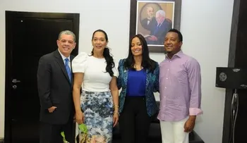 Pedro Martínez visita a ministro de Educación para discutir proyectos 
