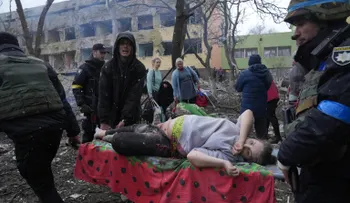 Rusia lanza ataque masivo contra el sistema energético de Odesa; registra 13 heridos