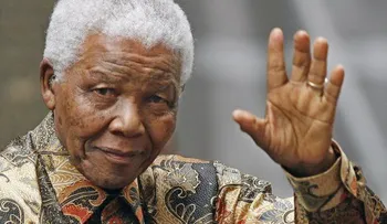 Nelson Mandela es capaz de "sentarse", según su hija menor