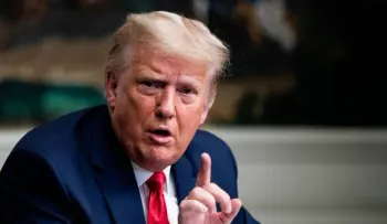 Trump pide a un juez que ordene a Twitter que reactive su cuenta