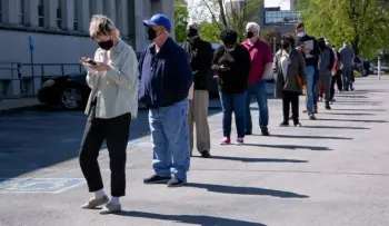 Los pedidos semanales del subsidio de desempleo bajan a 290.000 en EEUU