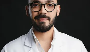 Médico dominicano gana concurso de casos clínicos en Vietnam