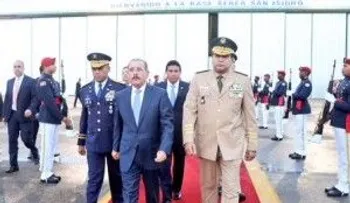 Presidente Danilo salió para El Salvador para cumbre
