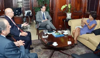 República Dominicana presenta tema del comercio con Haití a la Unión Europea