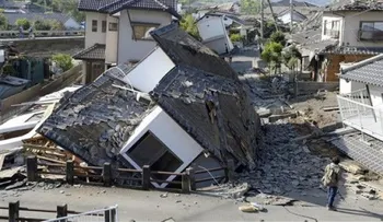 Suman 41 los muertos tras sismos en Japón, equipos apuran rescates