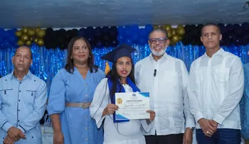 Desarrollo de la Comunidad capacita residentes en Azua y Bonao