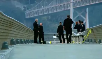 Una de terror: Policía desconcertada por bates de béisbol encadenados en calles de SF