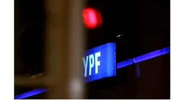 Argentina logra fallo favorable de la Justicia de Irlanda en el caso YPF