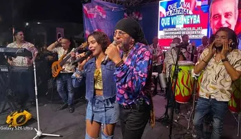 Toño Rosario y Steffany Constanza deslumbran a una multitud en Neyba