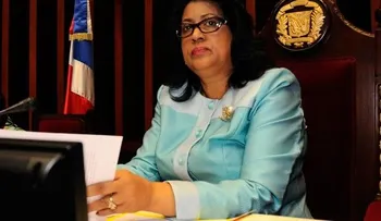 Reforma constitucional podría ser conocida hoy