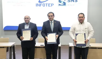 Gobierno instalará dos centros especializados en área sanitaria y formará a más de 50 mil técnicos del sector Salud