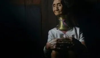 Las "mujeres jirafa" de Birmania sueñan con un turismo sin clichés