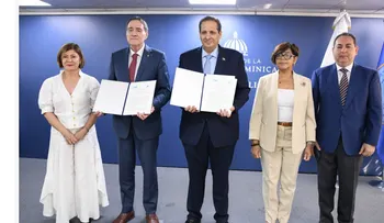 RD y OPS firman estrategia de salud 2026-2031