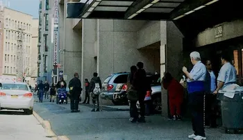 Empleado de hospital en El Bronx muere de cardíaco mientras se masturbaba