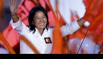Keiko Fujimori lidera las elecciones presidenciales en Perú (VIDEO)