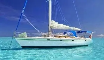 Estadounidense se suicida dentro de velero en Puerto Plata